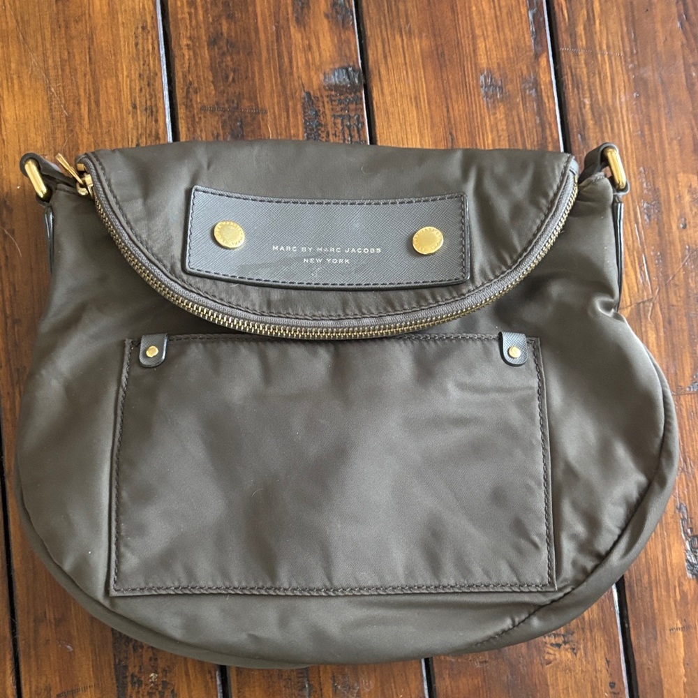 Marc by Marc Jacobs Olive Green Nylon Shoulder Bag with Gold Hardware